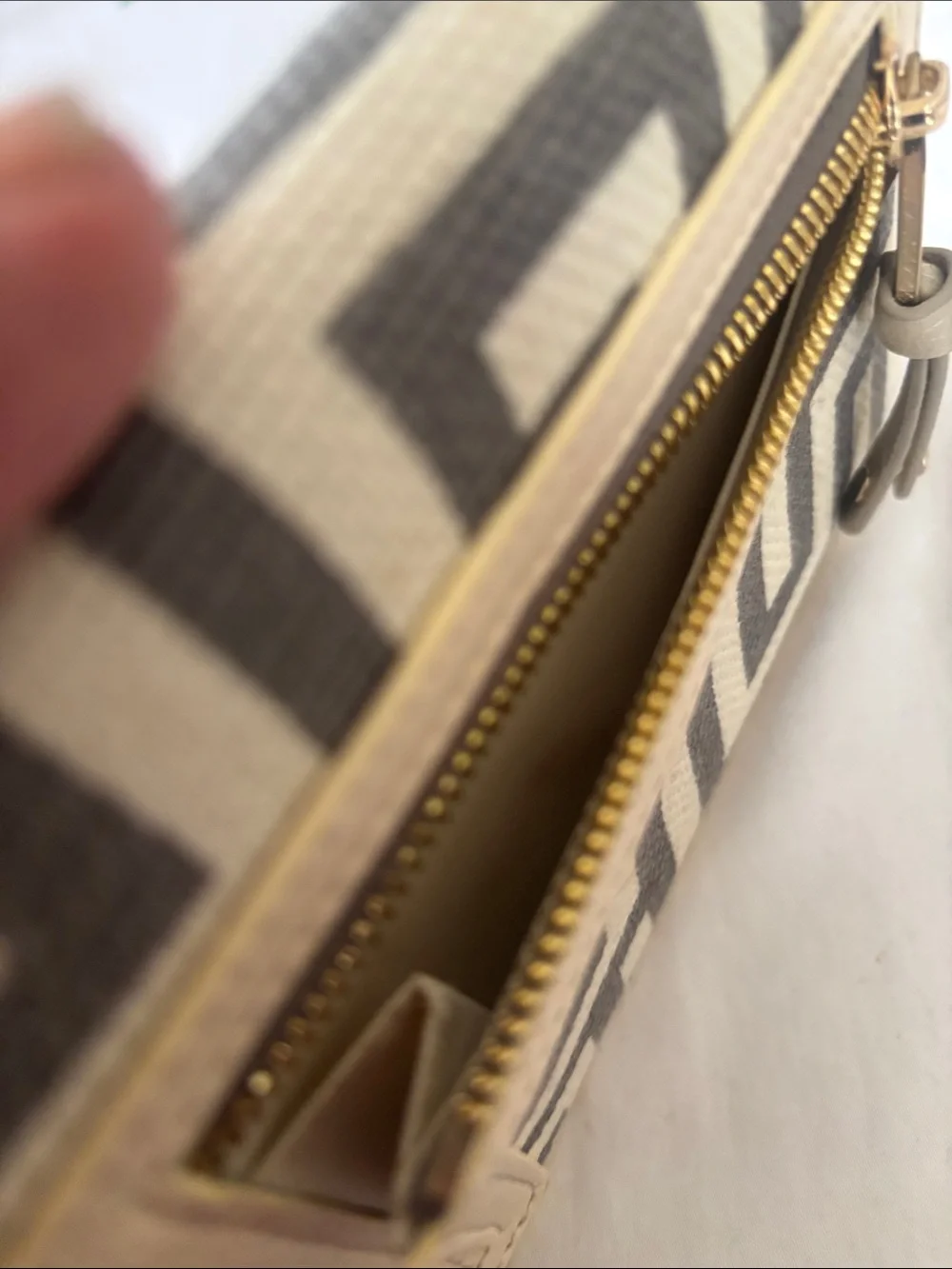 Spartina 449 Cream and Gray Geo-Pattern Wristlet with Metallic Flap